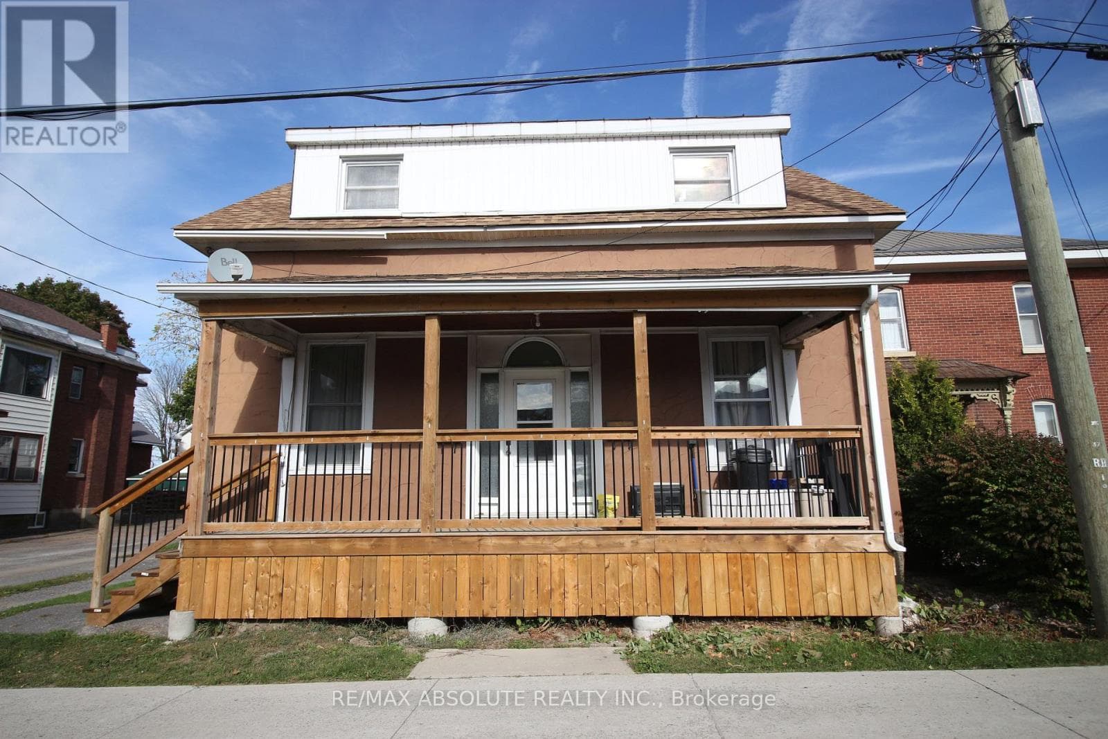 37 RAGLAN ST STREET N in