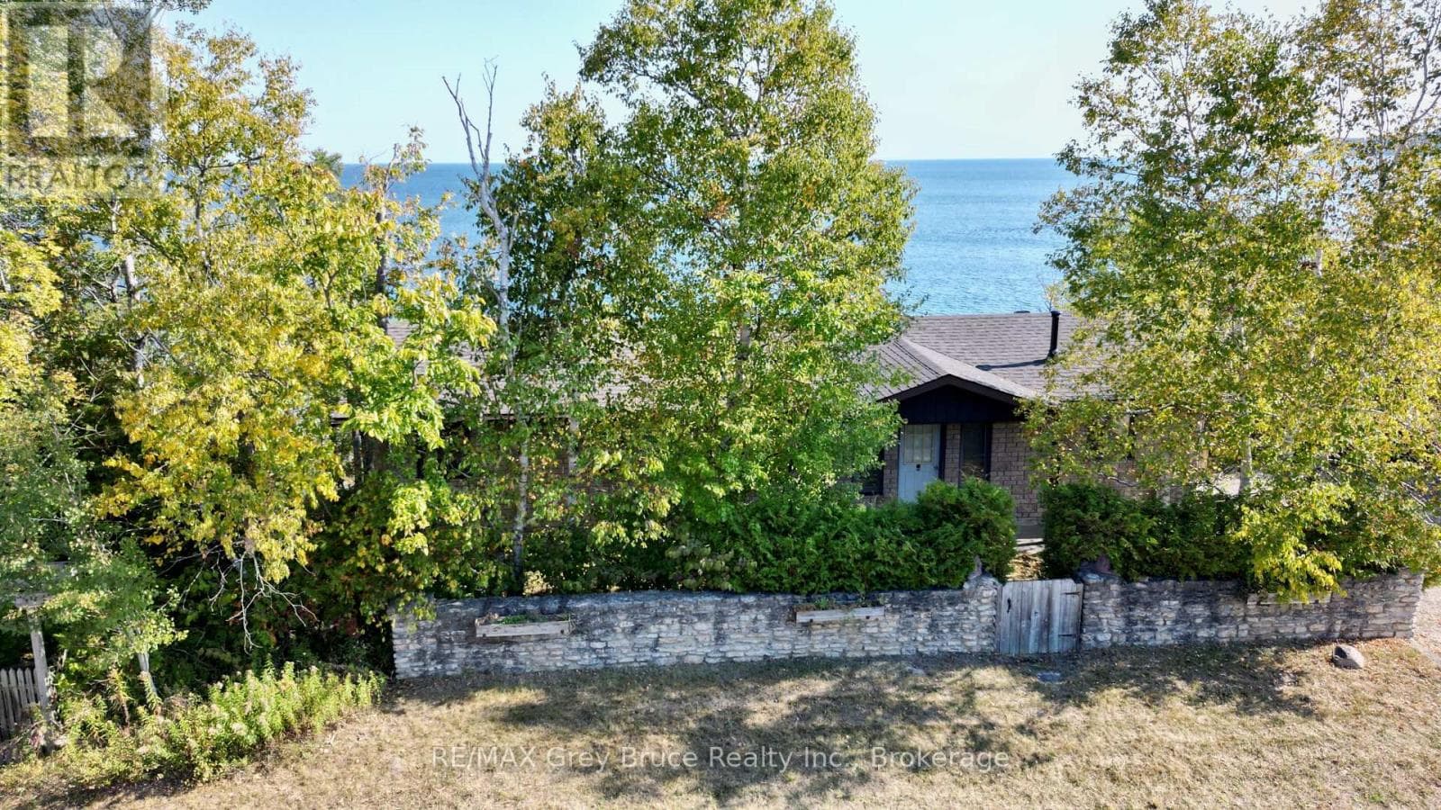 248 ISTHMUS BAIE ROAD in