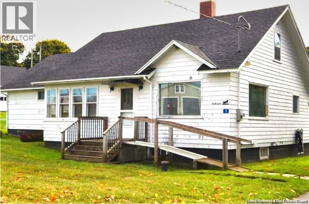 9 COOKS POINT ROAD in
