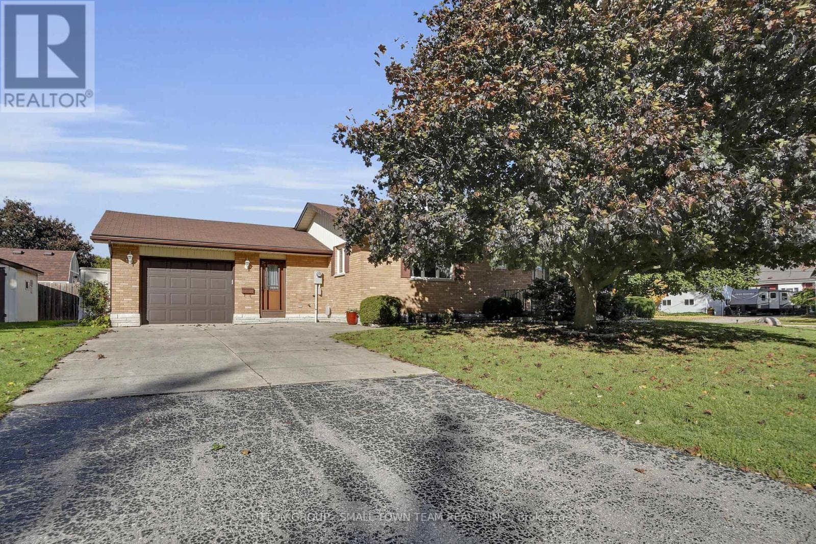 110 JOHN STREET WEST in