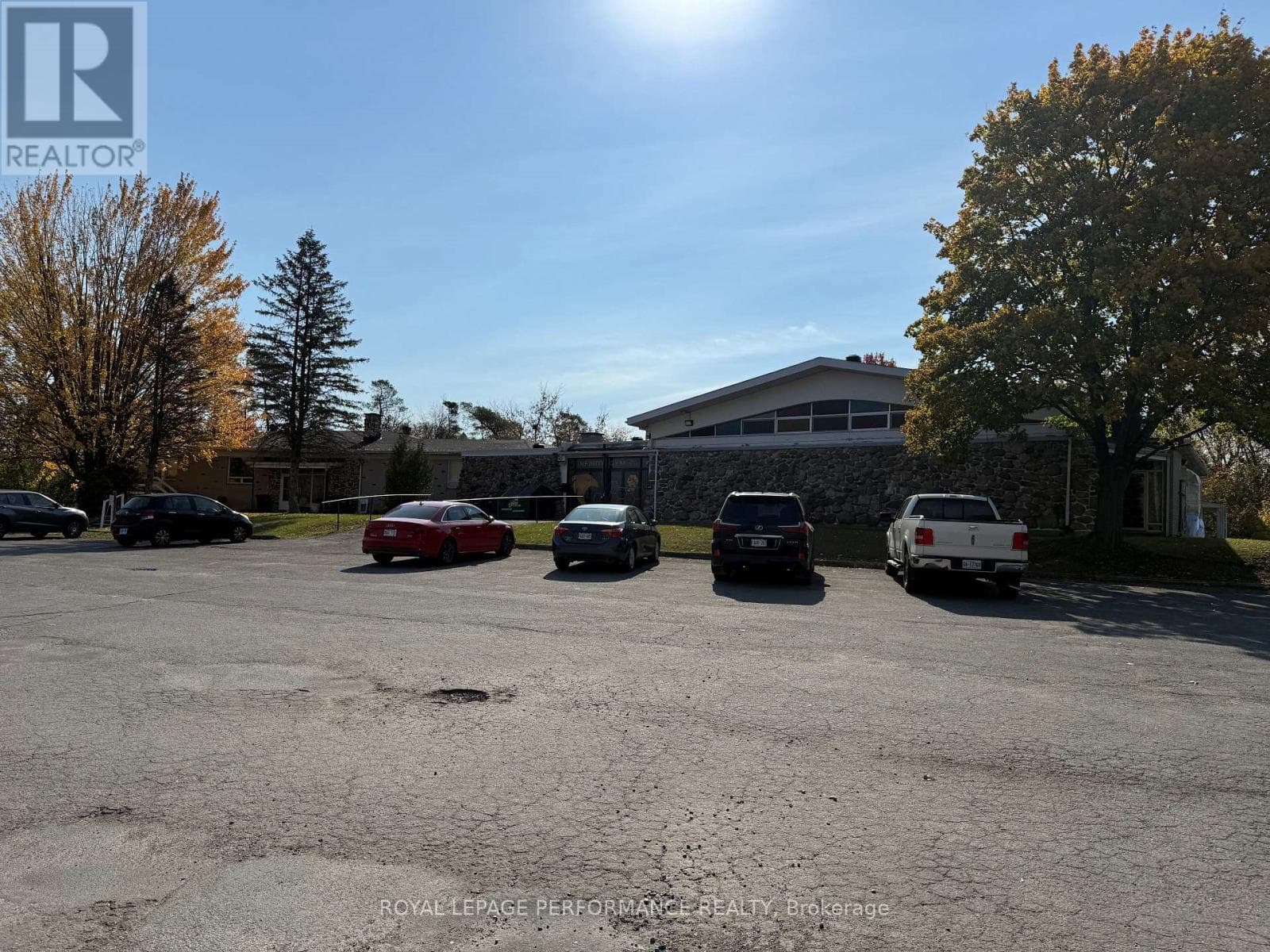 162 BON PASTEUR STREET in