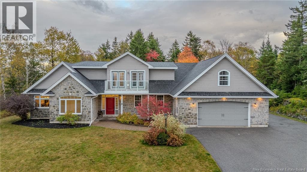 1 HIGH CLIFF COURT in