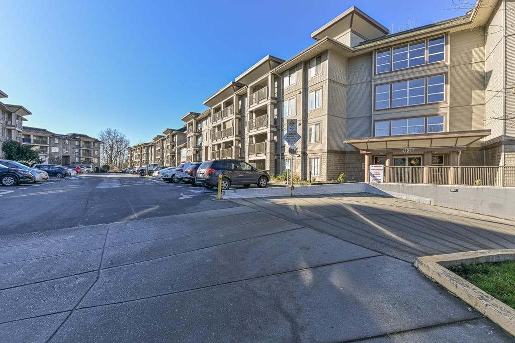 215 45567 YALE ROAD CHILLIWACK PROPER SOUTH in Chilliwack Proper