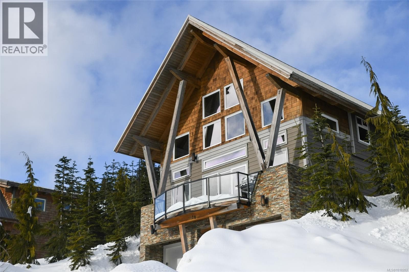 570 ARROWSMITH RIDGE in
