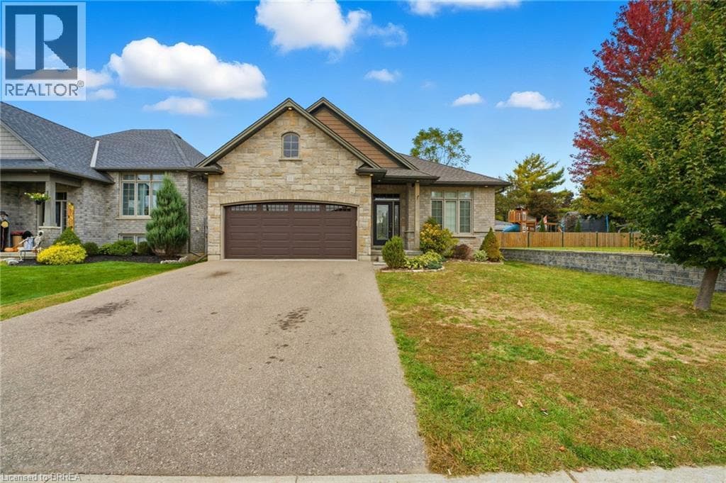 11 COTTONWOOD STREET in