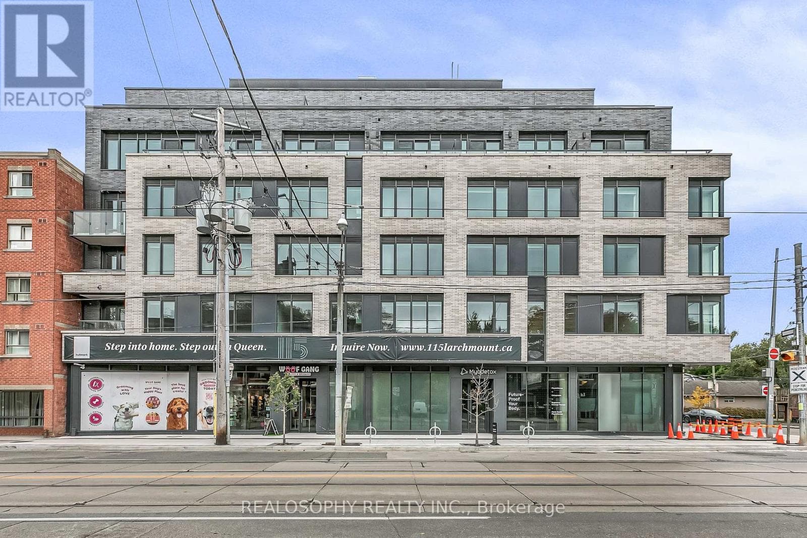 302 - 115 LARCHMOUNT AVENUE in South Riverdale