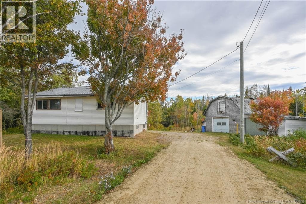 1394 RUE DEGRACE in