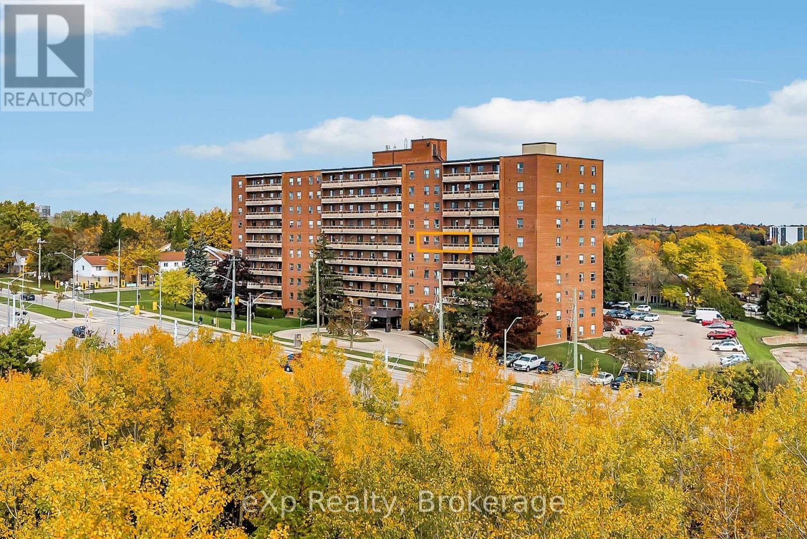 605 - 1100 COURTLAND AVENUE E in Vanier/Rockway