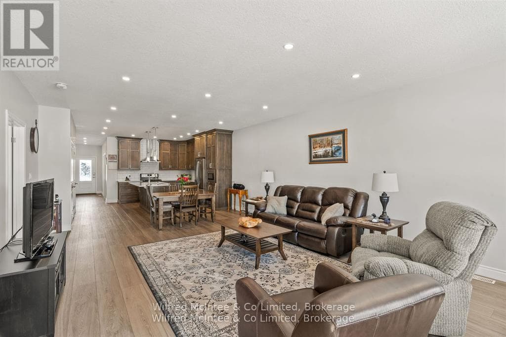 5 - 5 PALMER MARIE LANE in