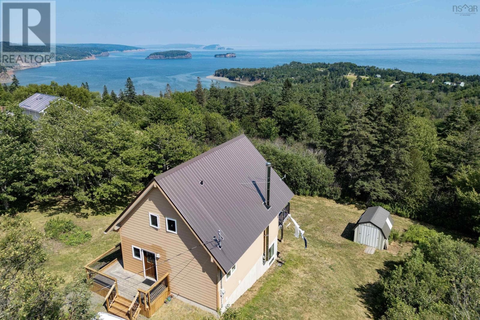 34 RIDGEVIEW LANE in