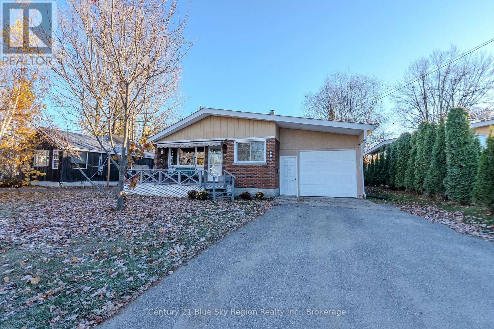 994 PREMIER ROAD in