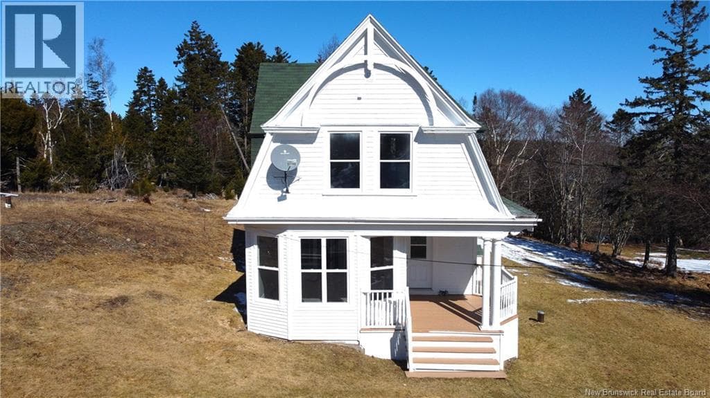 33 RICHARDSON ROAD in