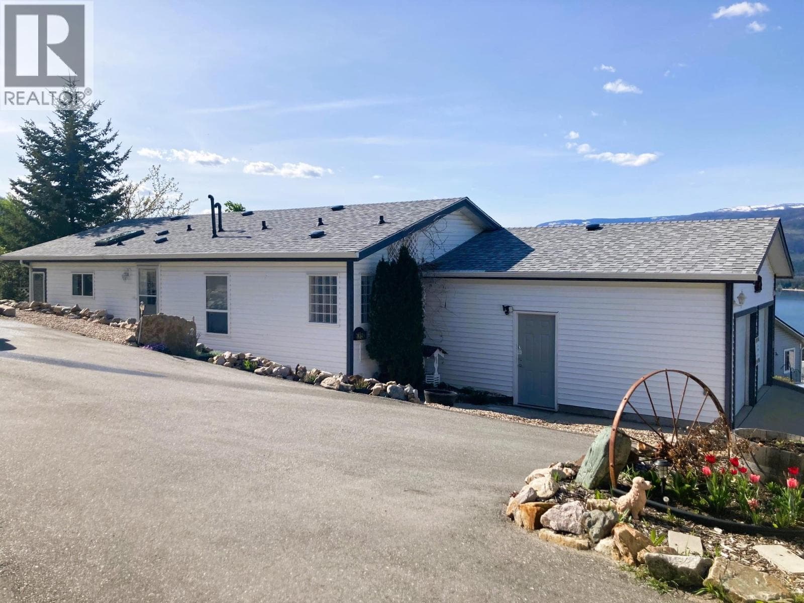1510 TRANS CANADA HIGHWAY UNIT 63 in