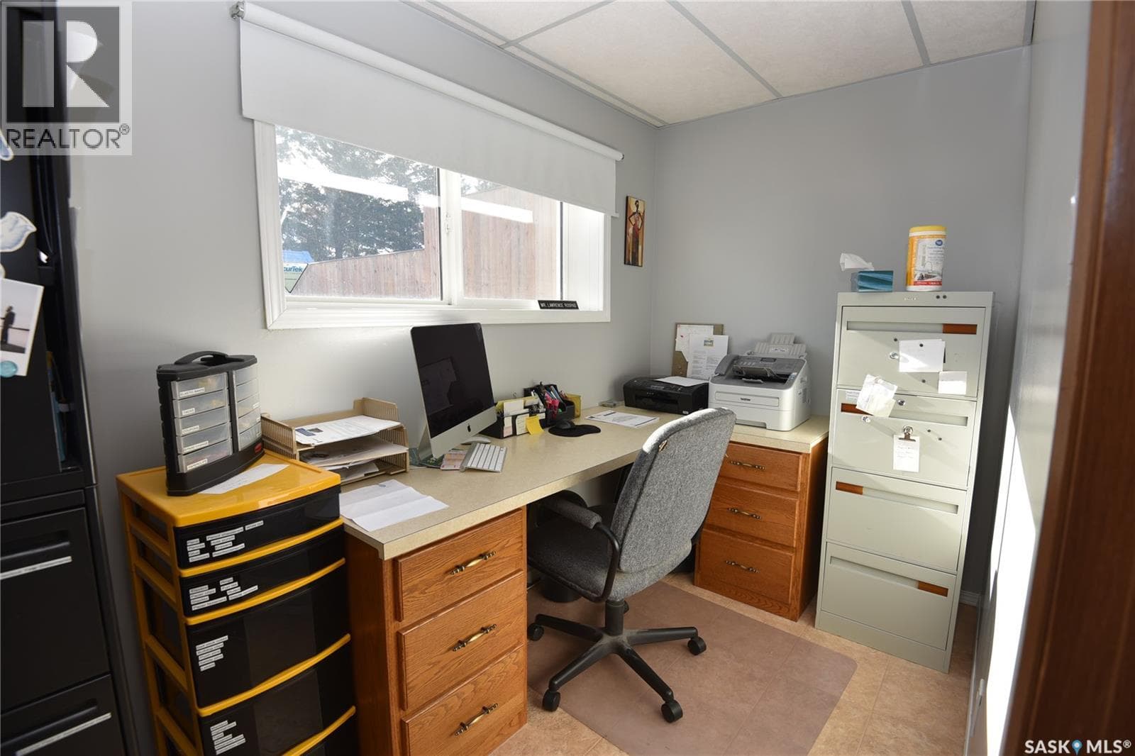 402 watson CRESCENT in