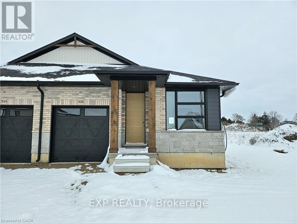 106 THACKERAY WAY in
