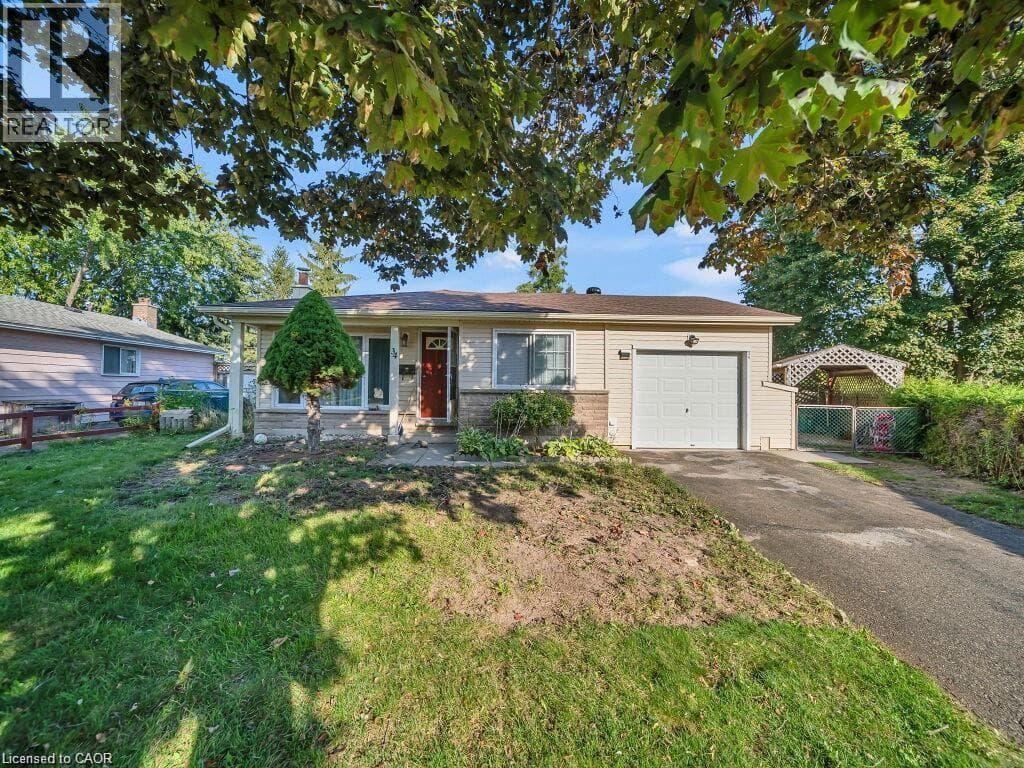 34 BELWOOD CRESCENT in Vanier/Rockway