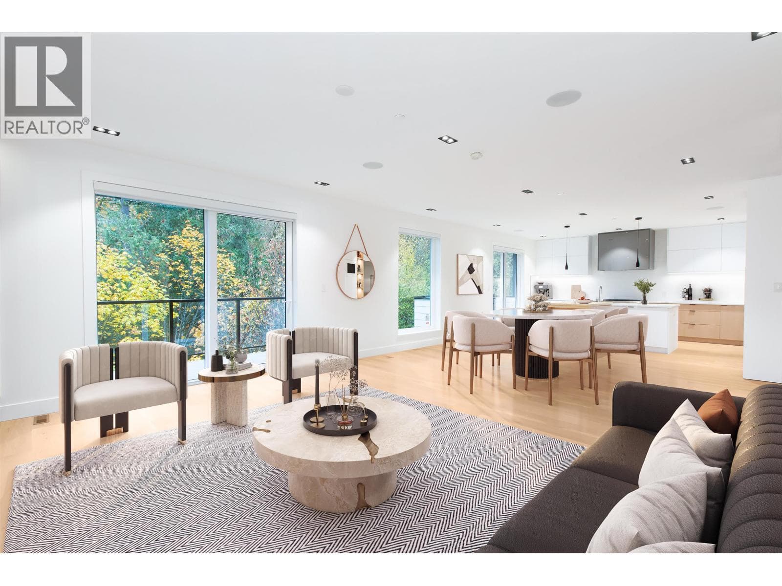 39 3385 MAMQUAM ROAD in