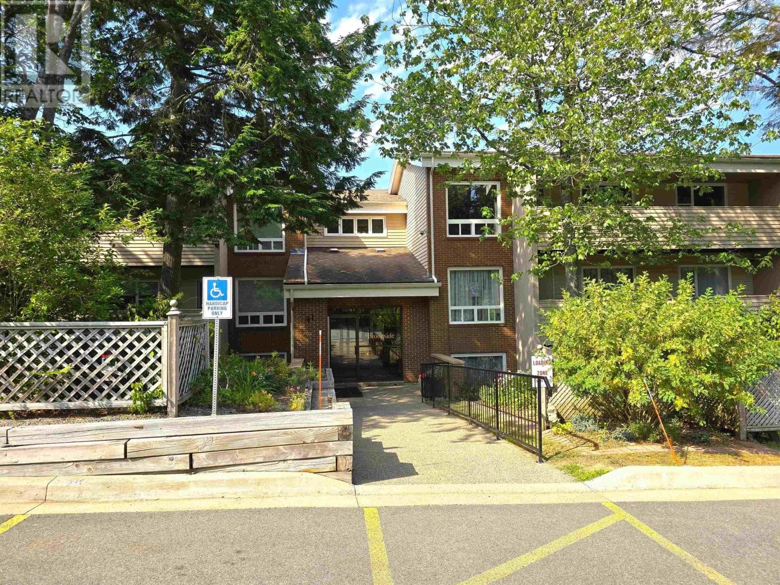 208 41 Moirs Mill Road in BEDFORD