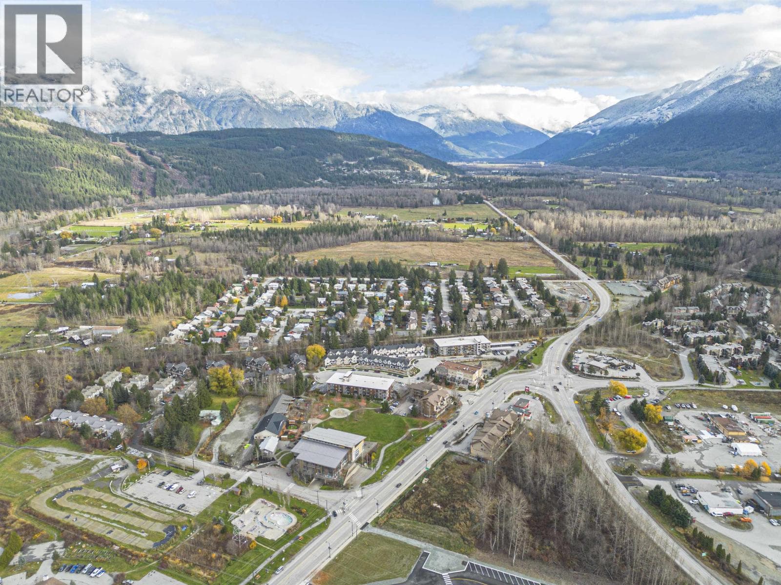 1013 PHARE CRESCENT in