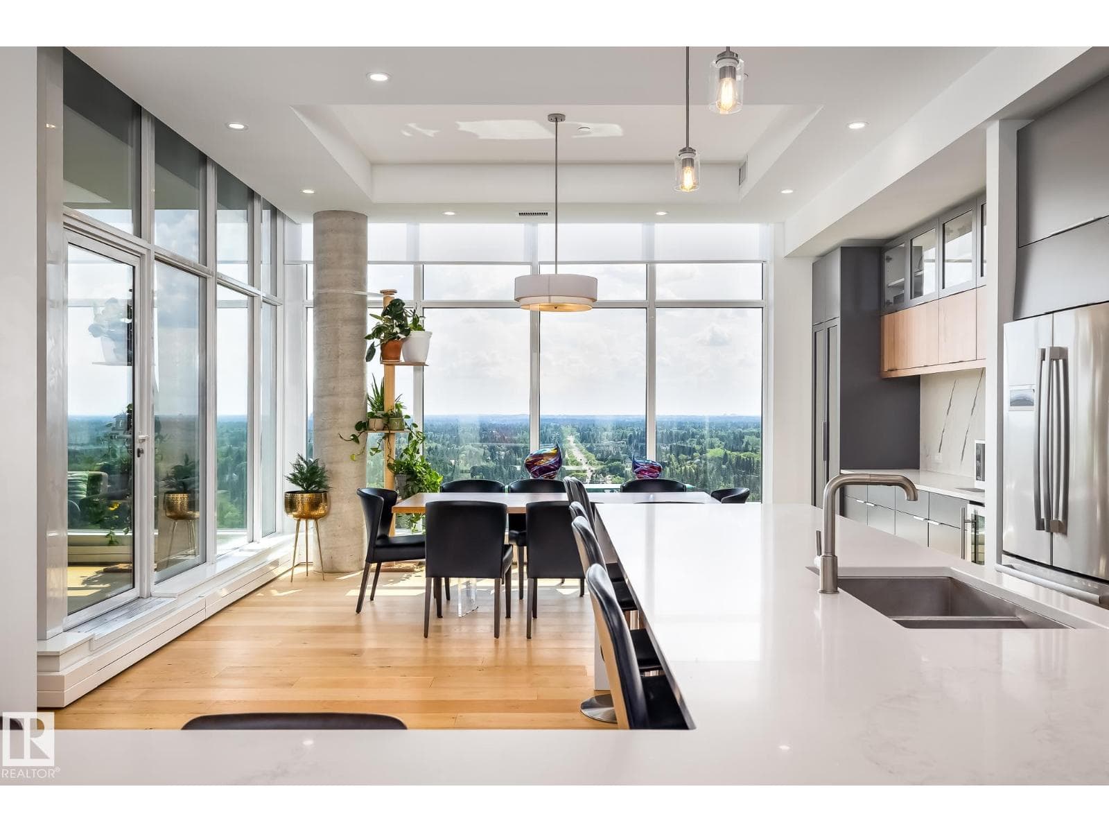 #1403 14105 WEST BLOCK DR NW in GLENORA