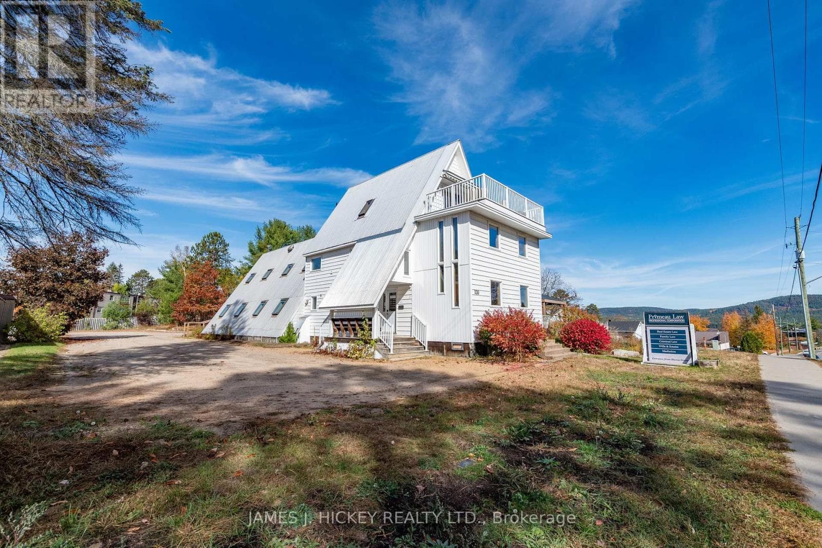 120 DEEP RIVER ROAD in