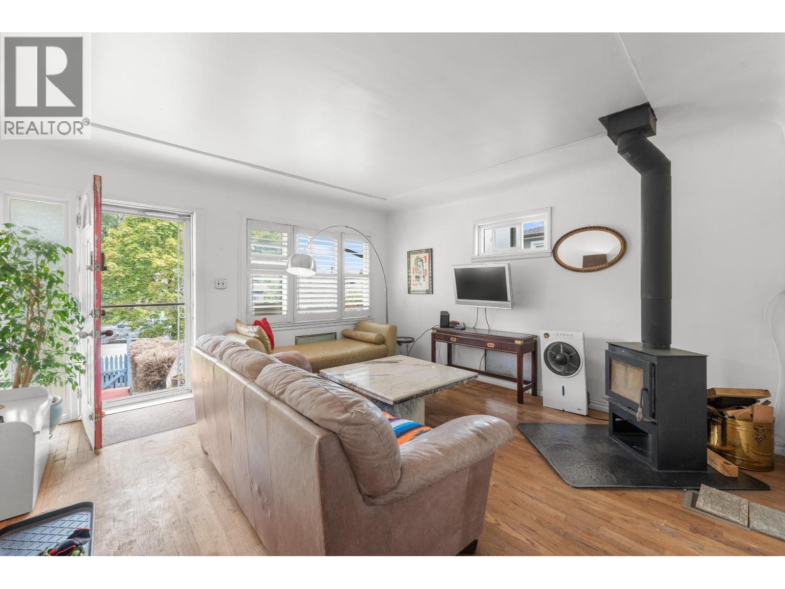 7429 FRASER STREET in Sunset