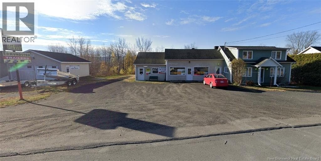 1096 RUE PRINCIPALE in