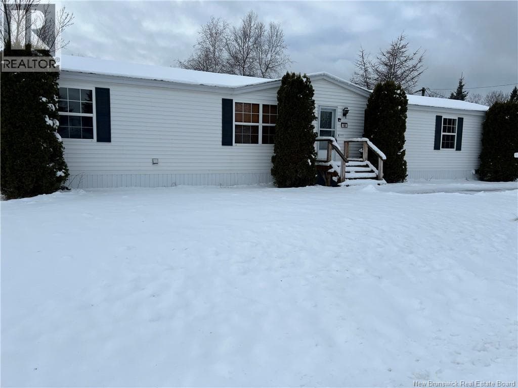 18 ANEMONE STREET in