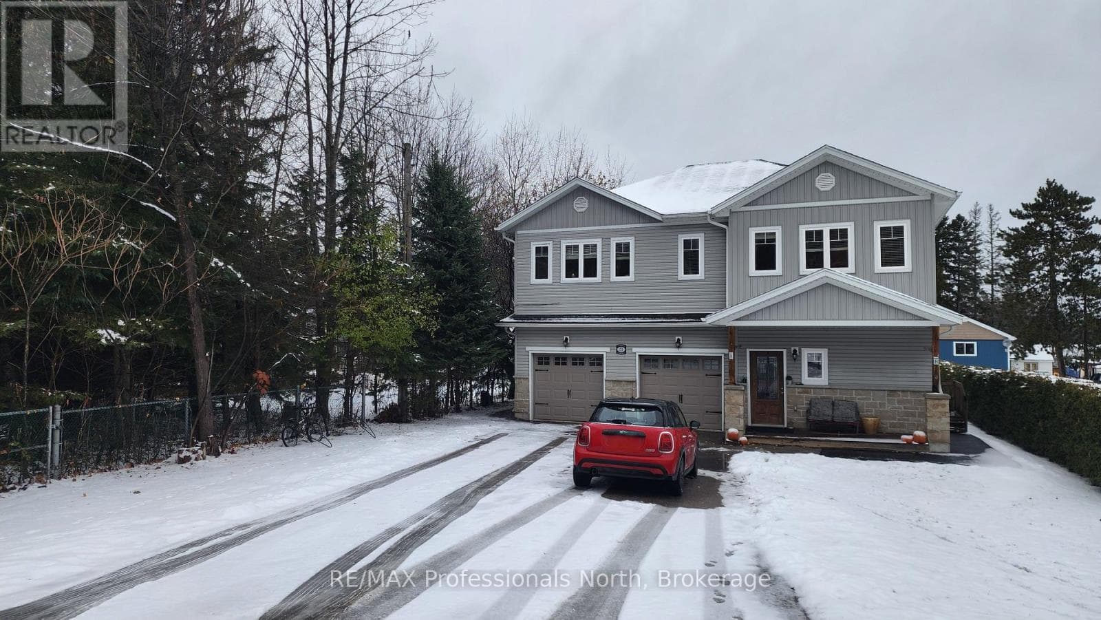 5 GREAVES AVENUE in