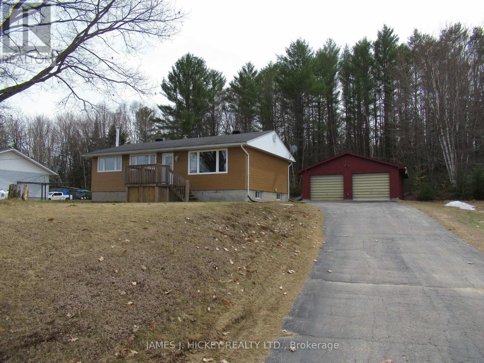 101 LANCE ROAD in