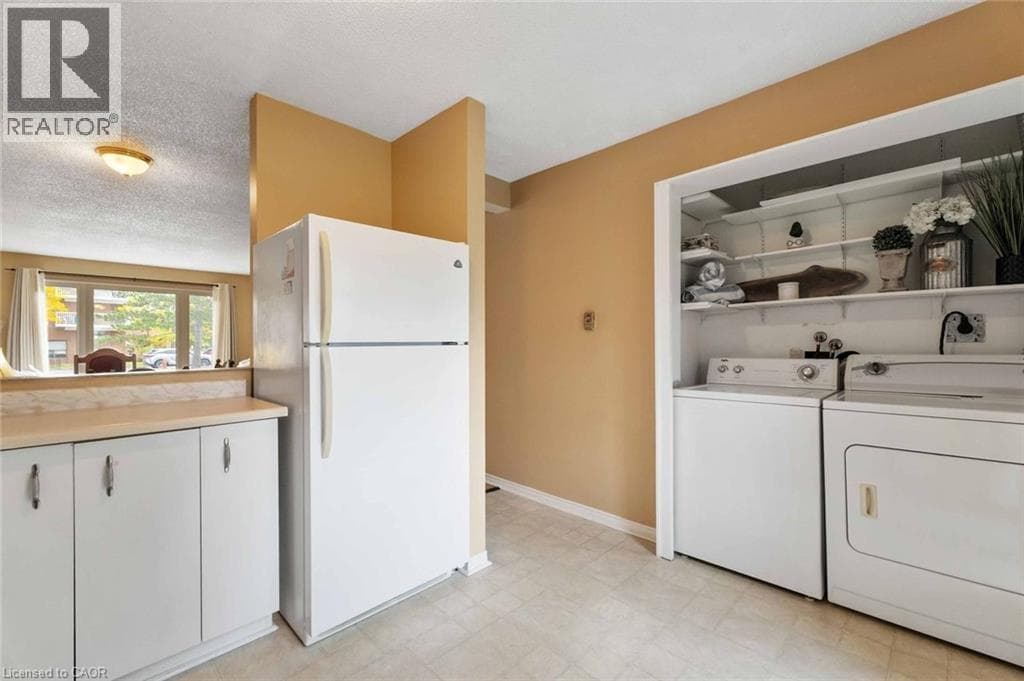 35 NOVA Crescent Unit# 7 in
