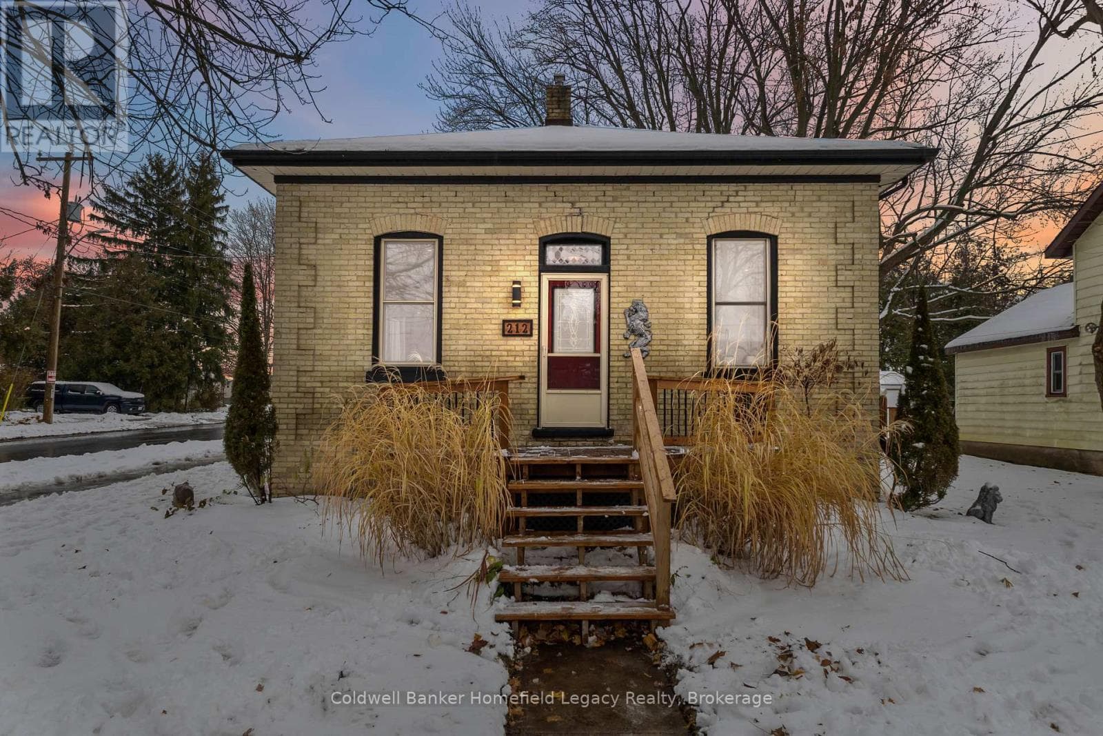 212 ANDREW STREET in