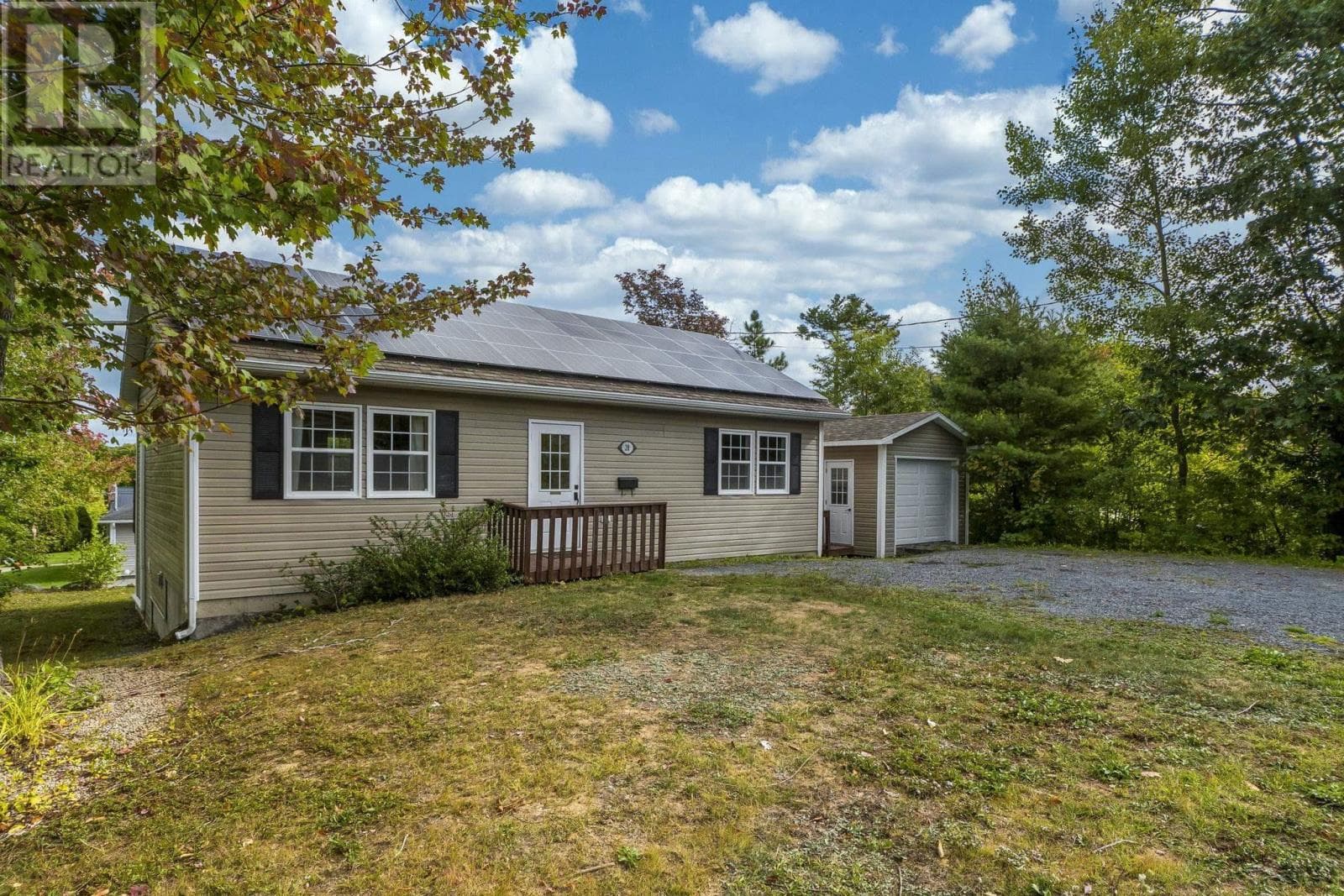 28 FOREST HILL ROAD in