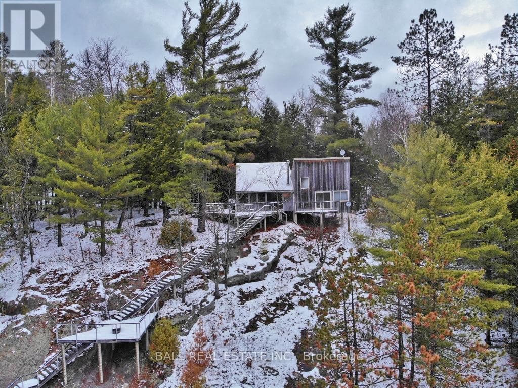 11 SUMAC COURT in