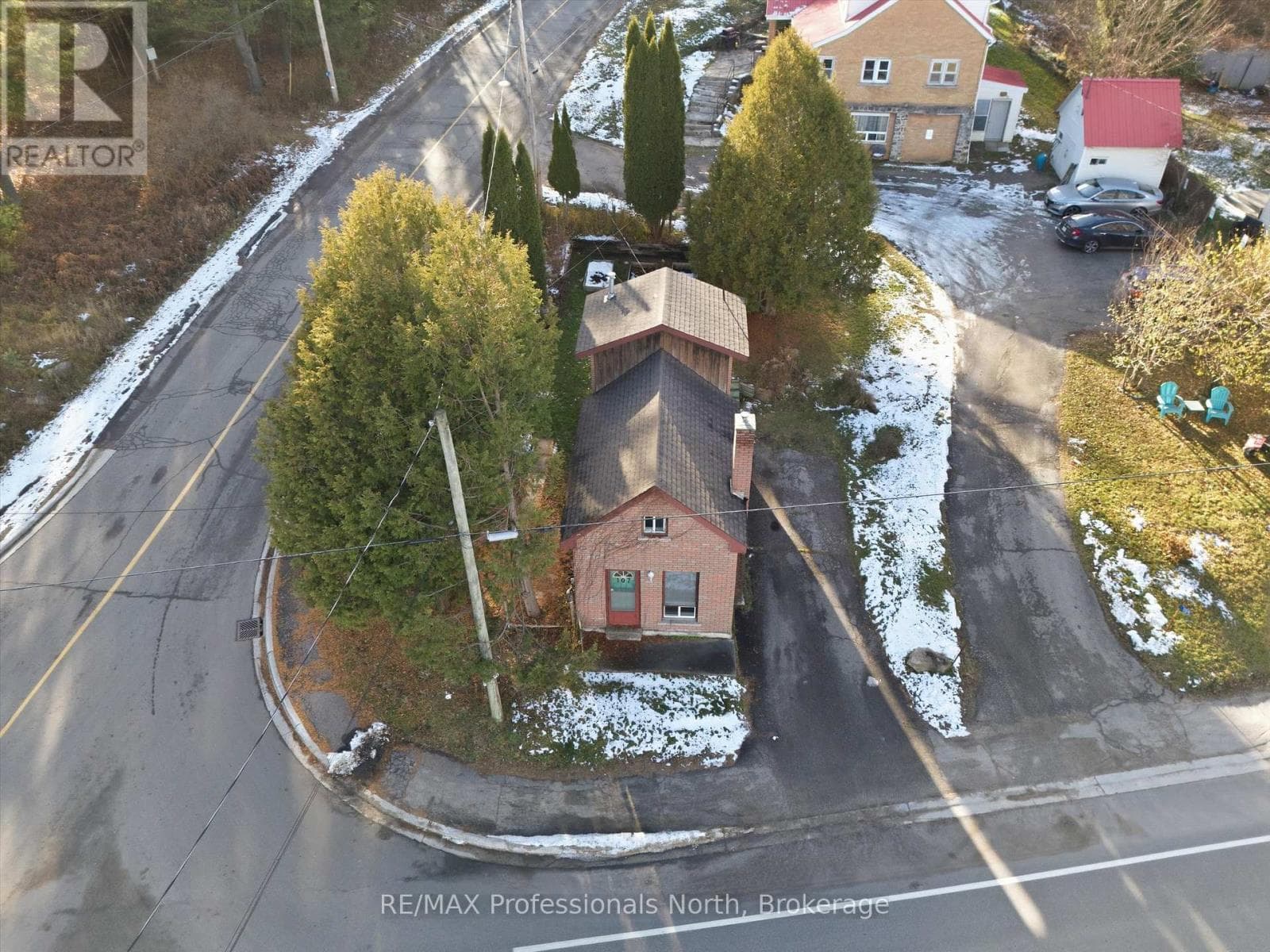 107 BRUNEL ROAD in