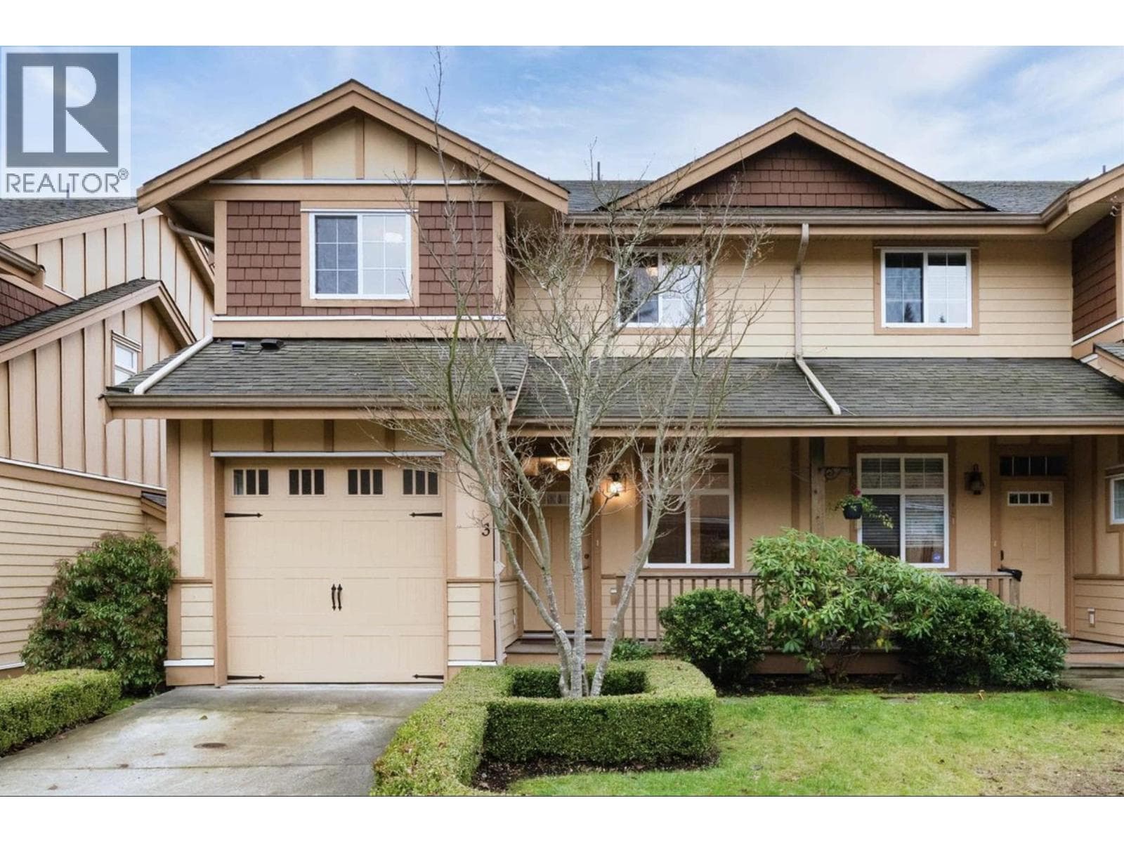 3 811 NORTH ROAD in