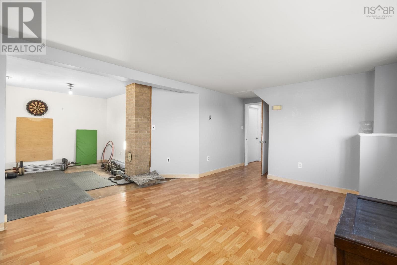 25 MAPLE AVENUE in