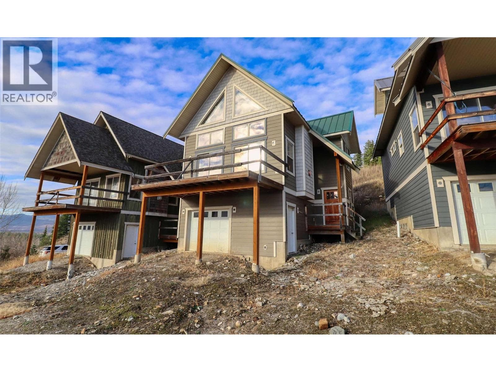 2633 Squilax Anglemont Road Unit# 141 in