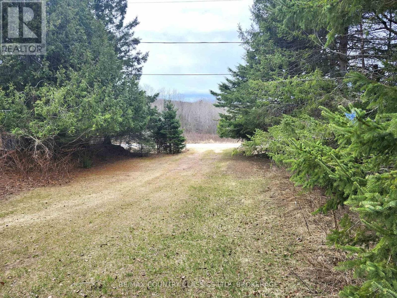 605 SLATE FALLS ROAD in