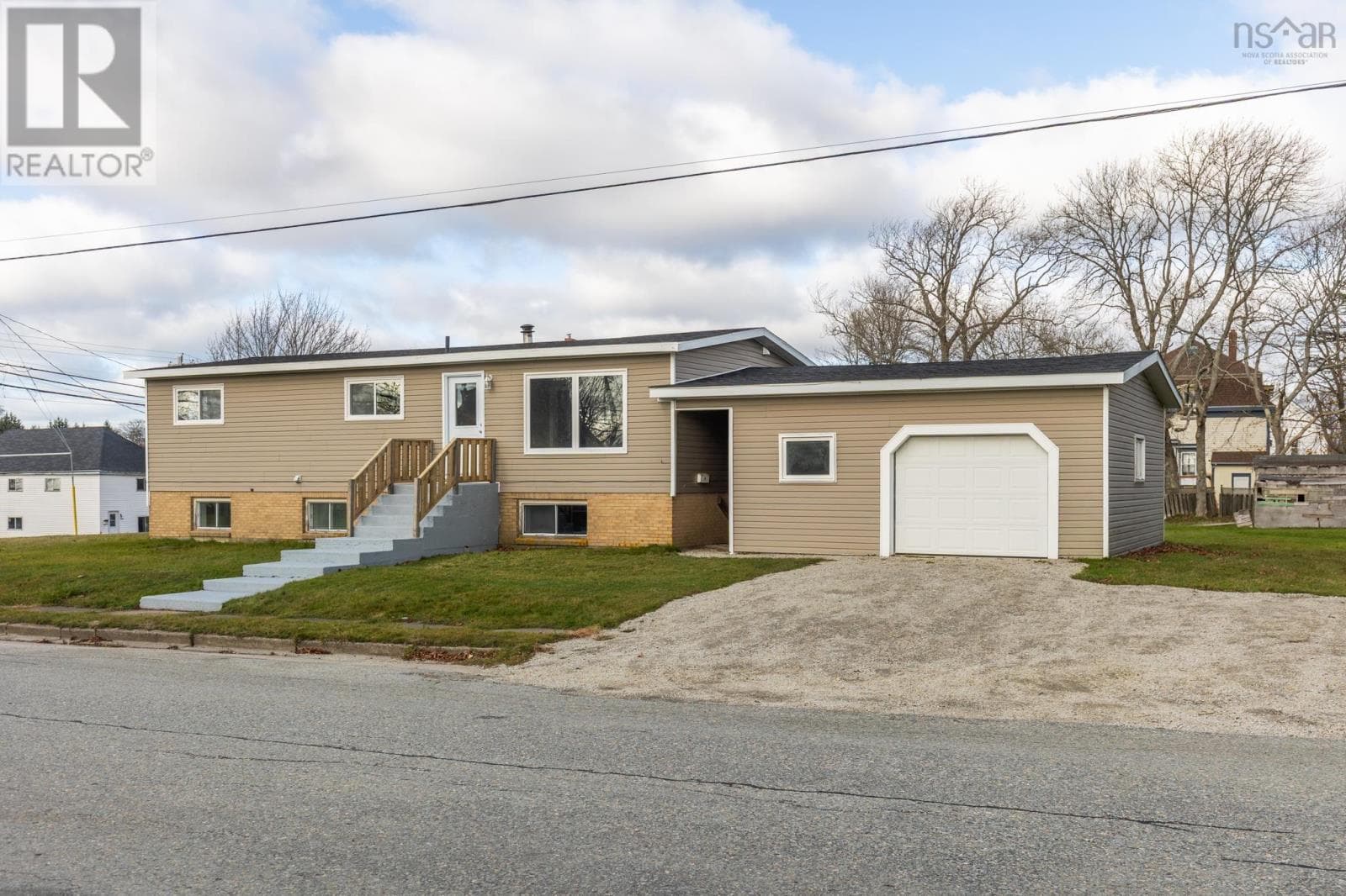 2 HUNTINGTON STREET in