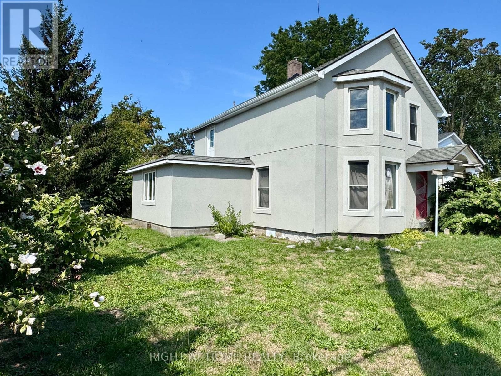 144 WATERLOO STREET in