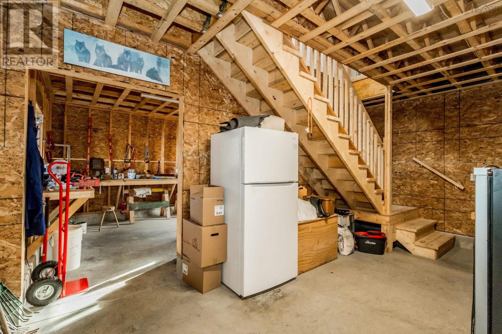 1546 SPURR ROAD in