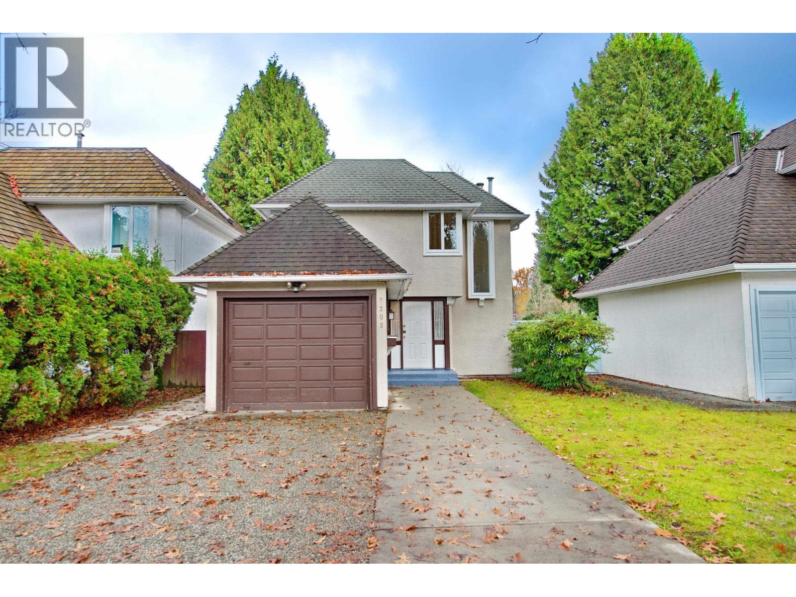 7203 BRIDLEWOOD COURT in