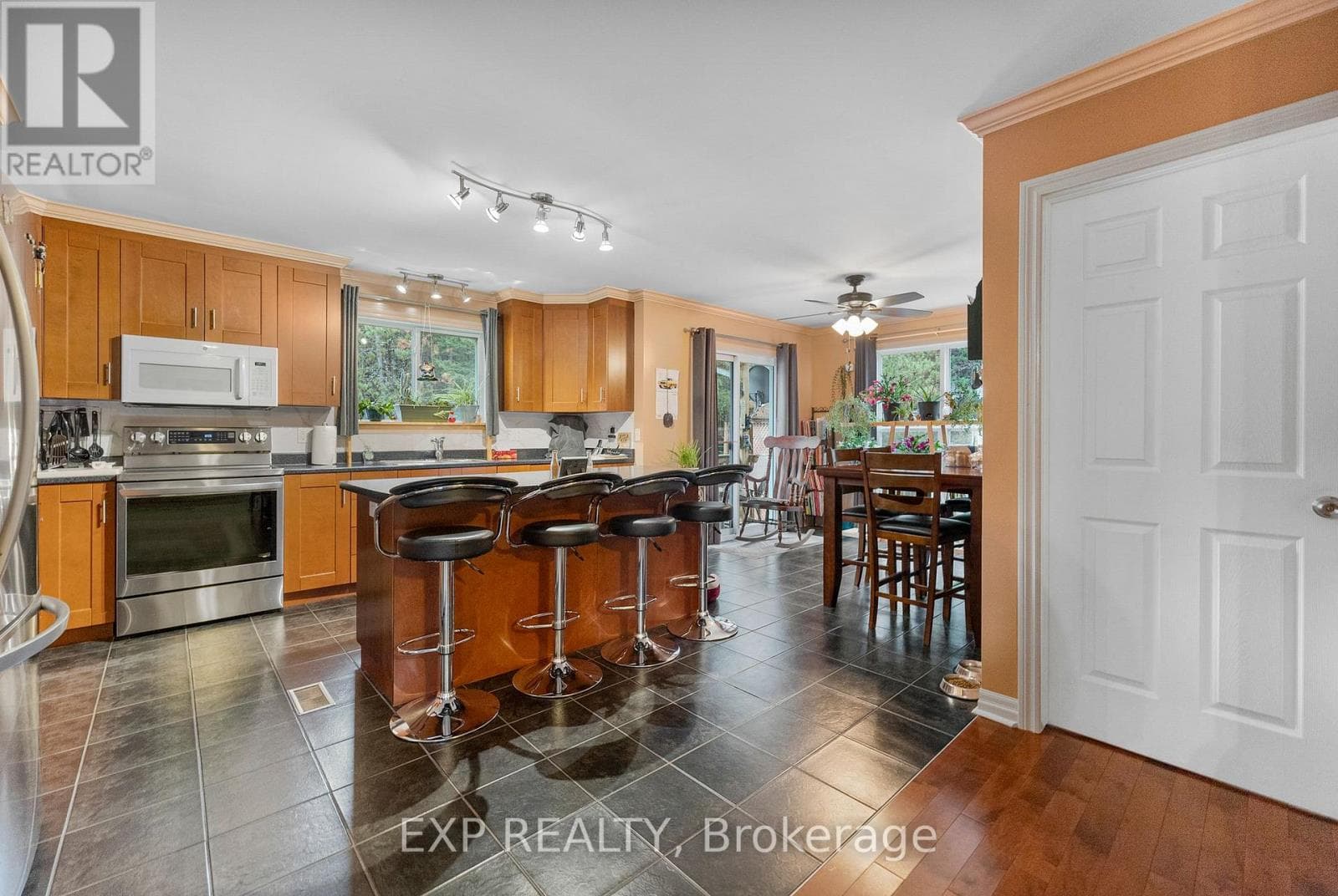 716 CYBULSKI ROAD in