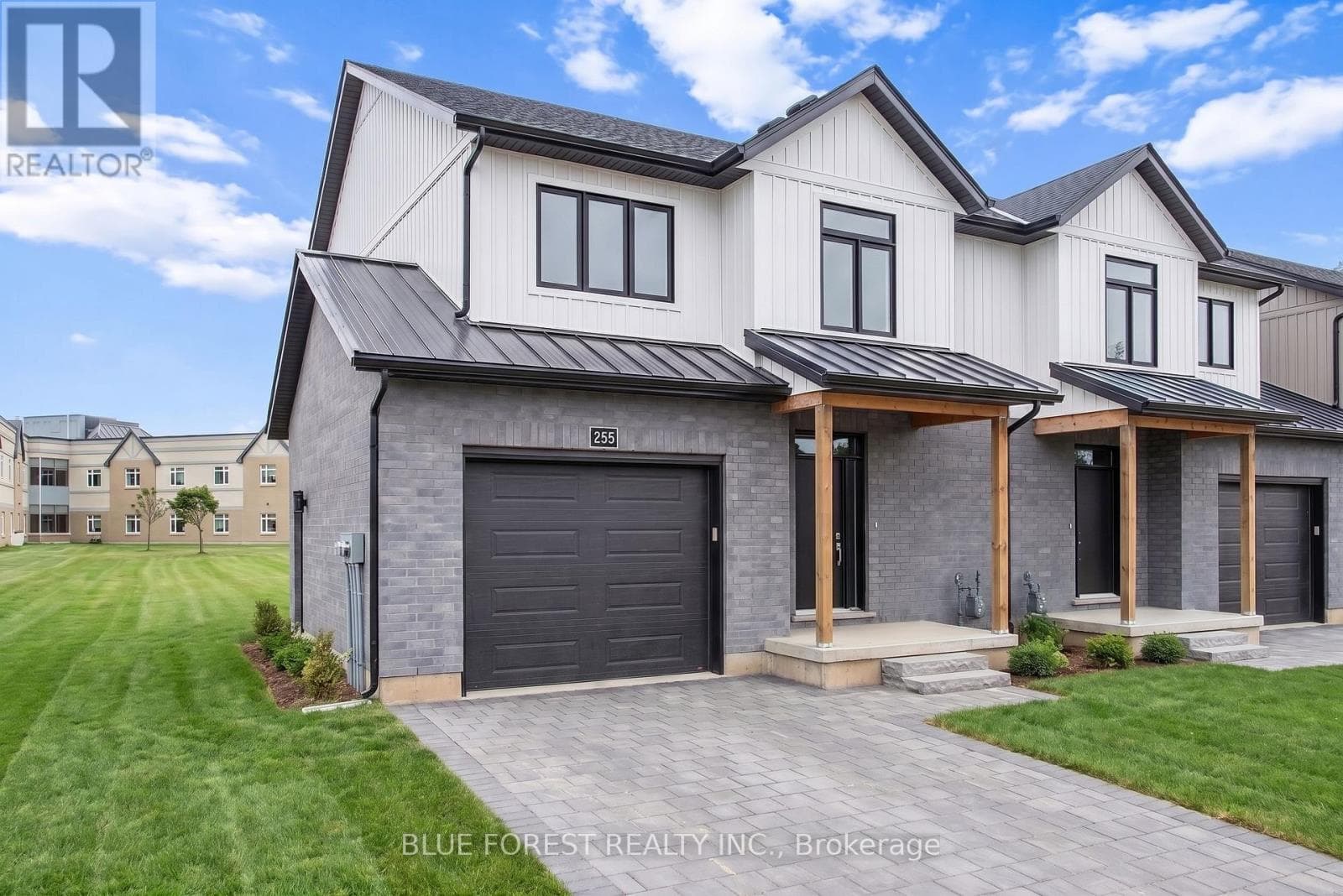 LOT 1 MCTAVISH STREET in