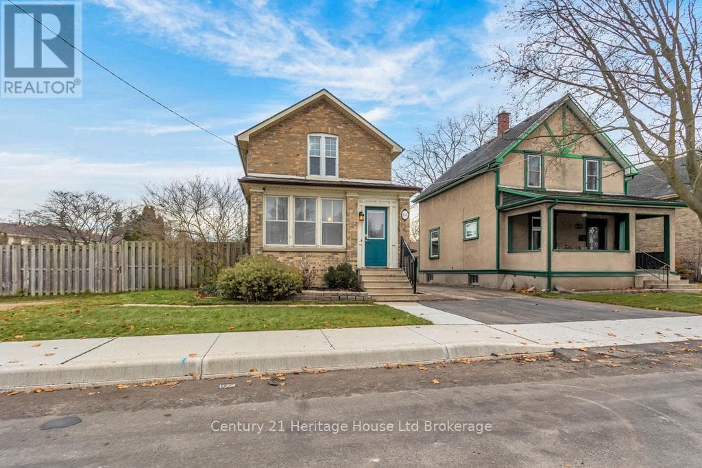 168 WELLINGTON STREET NORTH in