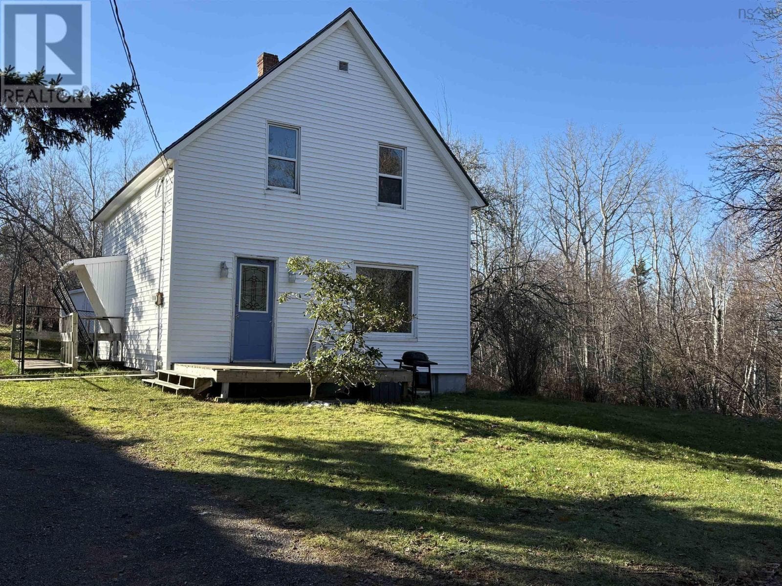 19 ASH ROAD in