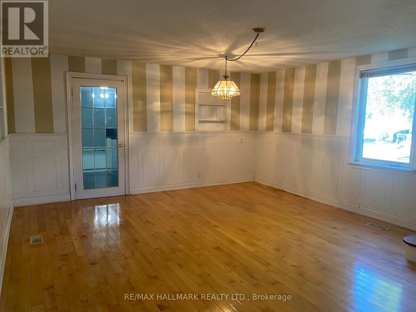 5440 YONGE STREET in