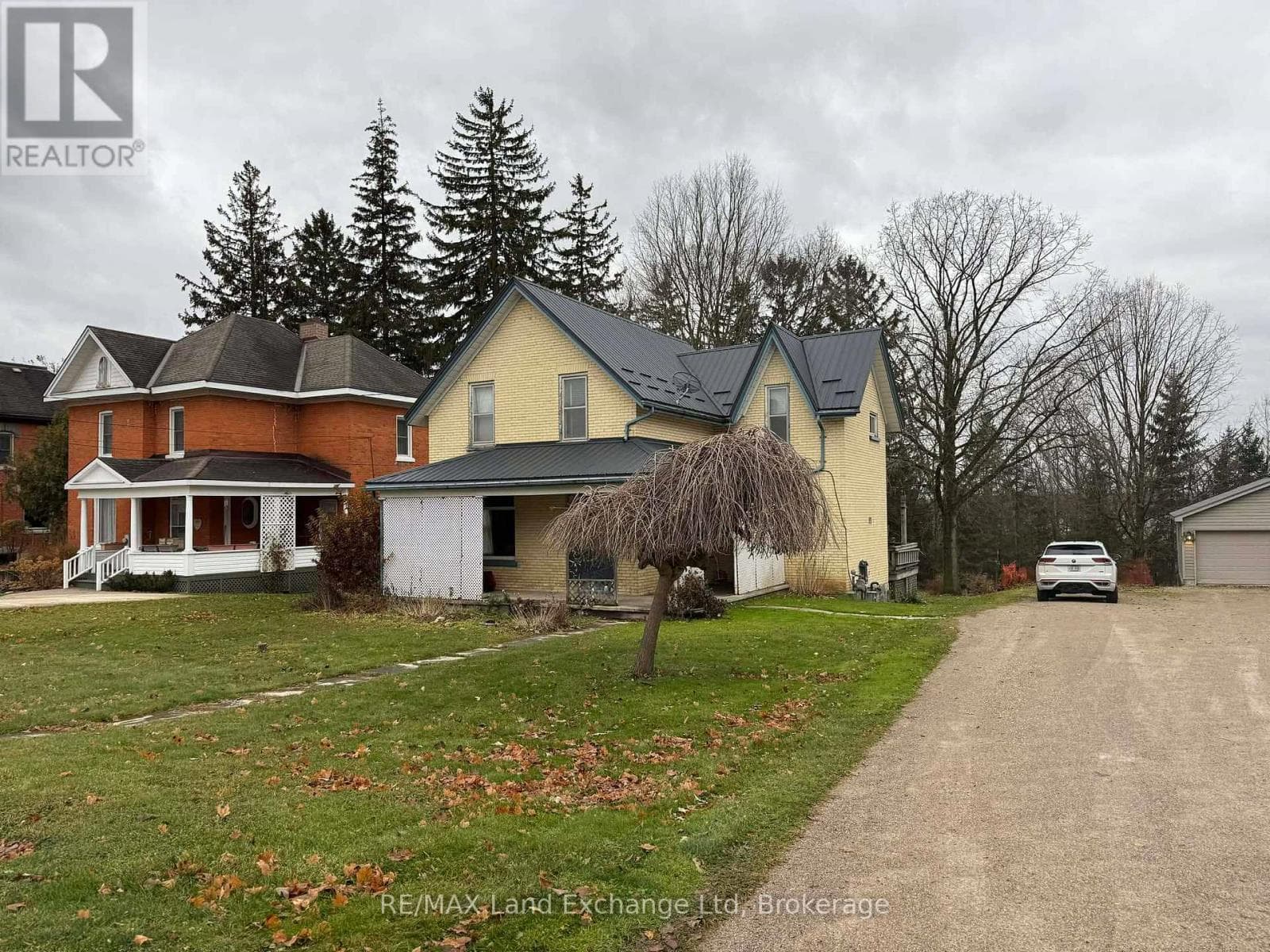 126 DIAGONAL ROAD in