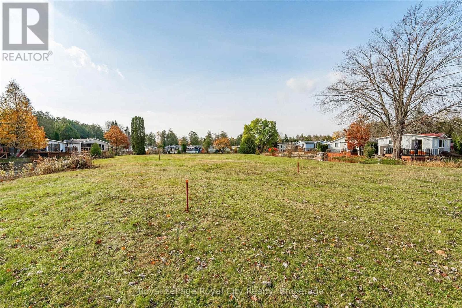 10 SPRUCE AVENUE in